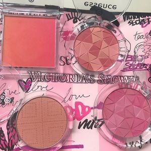 Essence Makeup - Essence blush bundle🌸 Essence Makeup - Essence blush bundle🌸